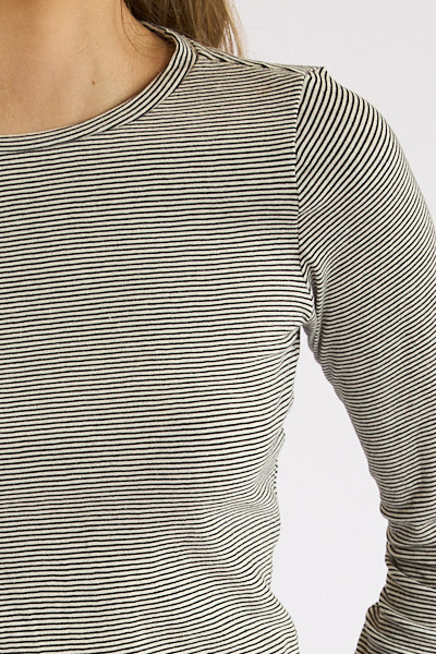 pro capture one 0308 - e.Allen Boutique