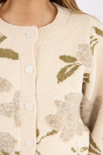 untitled catalog0399 - e.Allen Boutique