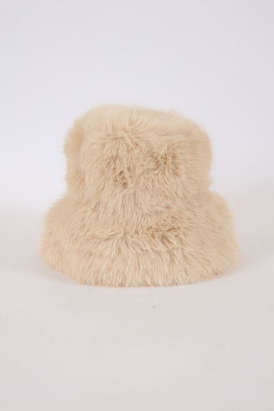 untitled session0442 - e.Allen Boutique