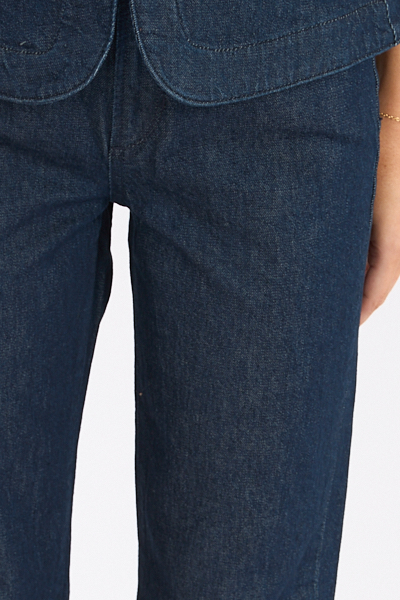 untitled session0564 - e.Allen Boutique