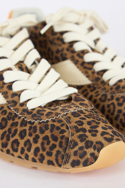 untitled session0589 - e.Allen Boutique