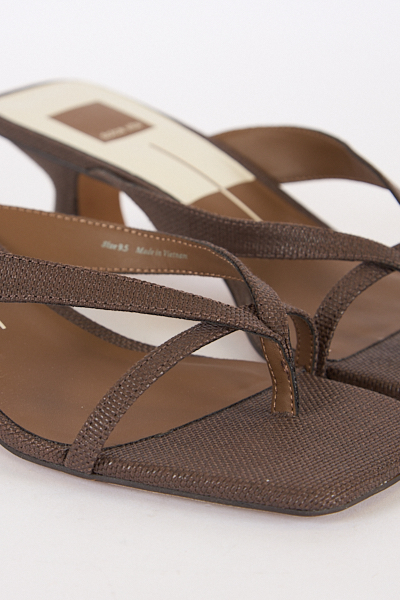 untitled session0734 - e.Allen Boutique