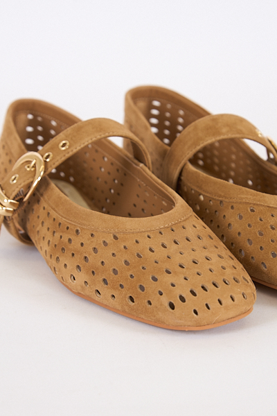 untitled session0724 - e.Allen Boutique