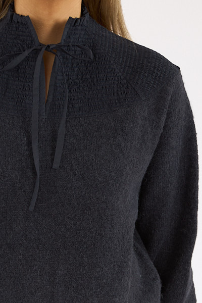 pro capture one 0137 - e.Allen Boutique