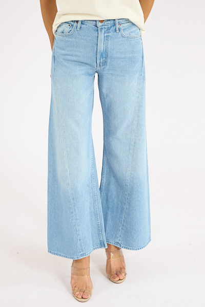 untitled session0776 - e.Allen Boutique