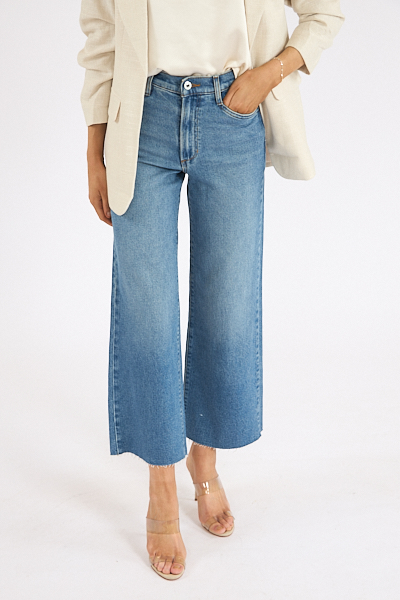 pro capture one 0028 - e.Allen Boutique