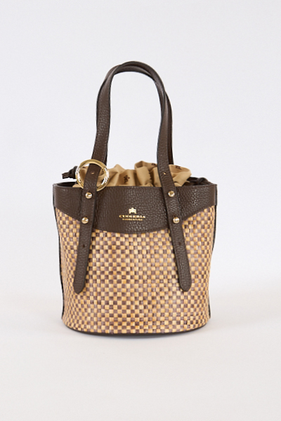 pro capture one 0872 - e.Allen Boutique