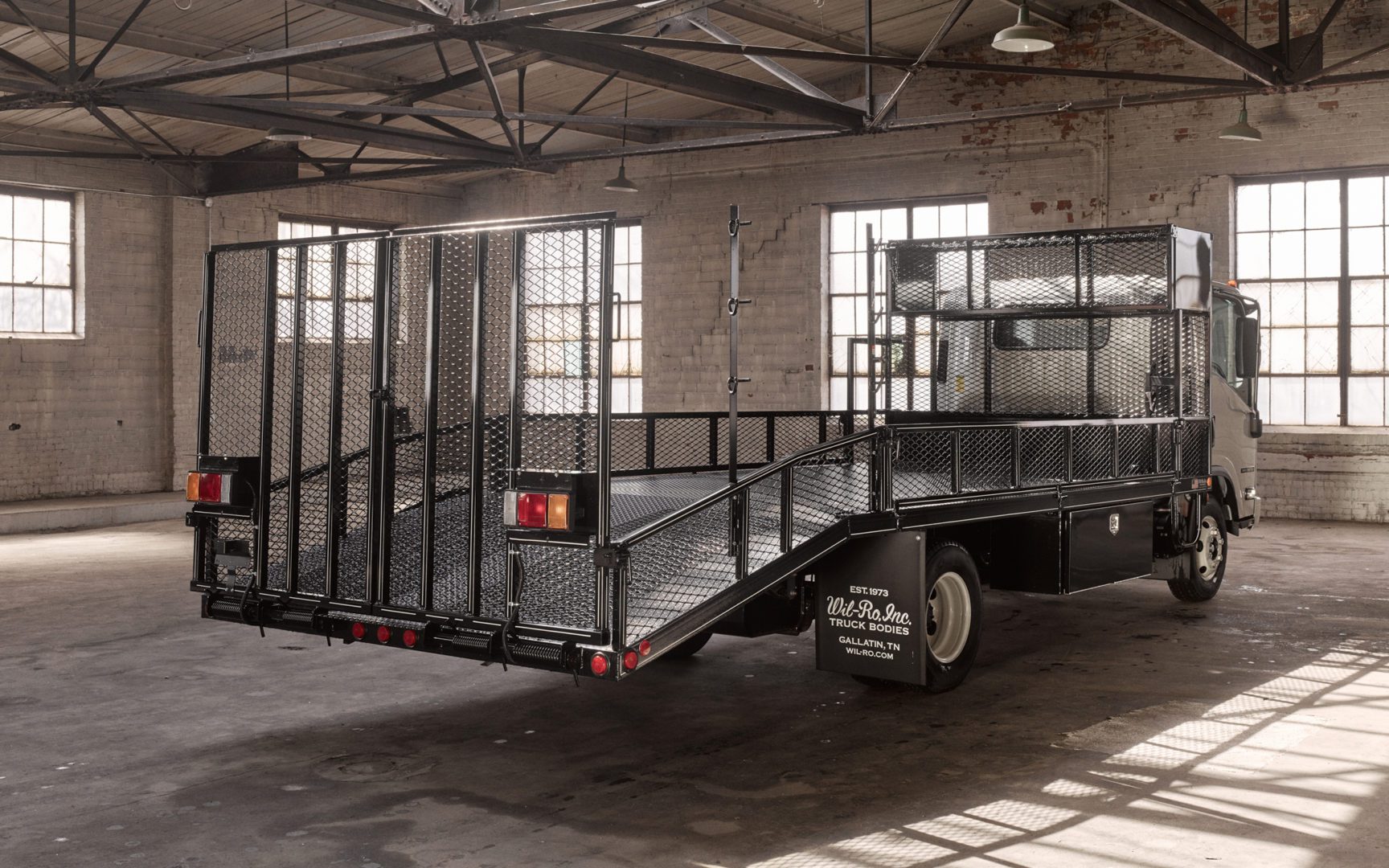 Dovetail Ramp Truck Bed by Wil-Ro
